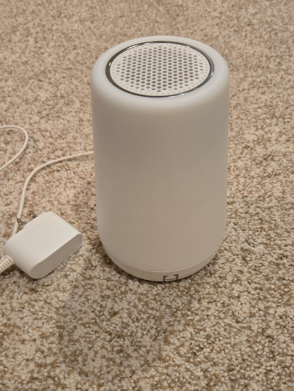 White Hatch Rest Light For Kids Room